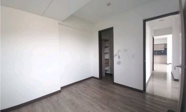 Arriendo apartamento en niquia frente a la estación Niquia del metro.