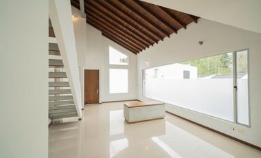 CASA CAMPESTRE A LA VENTA EN EL RETIRO SECTOR LA MARIA UNIDAD CERRADA