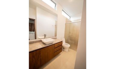 CASA CAMPESTRE A LA VENTA EN EL RETIRO SECTOR LA MARIA UNIDAD CERRADA