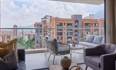 Amoblado HERMOSO Apartamento sector Balsos Poblado