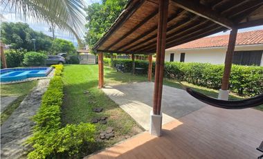 Finca campestre amoblada en venta - Santa Elena El Cerrito Valle