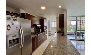 Apartamento en Venta en El Poblado Loma de Los Balsos