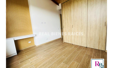 Casa Esquinera en Arriendo – Unidad Cerrada con Zona Verde