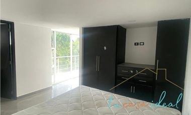Casa En Renta En Fraccionamiento La Cima Con Alberca