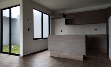 Departamento En Venta Cerca Del Parque Loro En Planta Baja