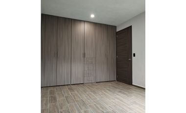 Departamento En Venta Cerca Del Parque Loro En Planta Baja