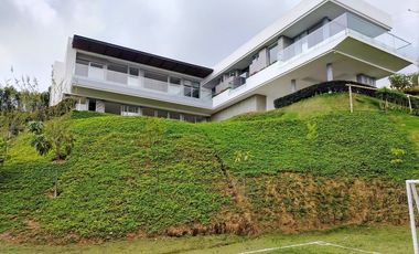 Tu Refugio Natural: Casa Campestre Moderna En Dapa Con Todo Lo Que Sueñas