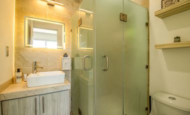 CASA FRENTE ALBERCA CON ROOF GARDEN  EN RESID. TULIPANES, CON SEGURIDAD 24/7  Y A 5 MIN DEL TEC DE MONTERREY  (SUR DE CUERNAVACA)