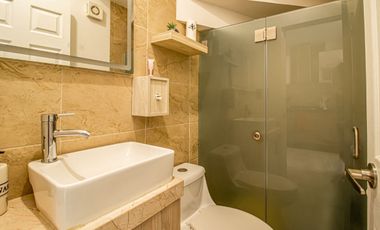 CASA FRENTE ALBERCA CON ROOF GARDEN  EN RESID. TULIPANES, CON SEGURIDAD 24/7  Y A 5 MIN DEL TEC DE MONTERREY  (SUR DE CUERNAVACA)