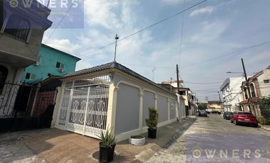 VENTA 2 CASAS (DUPLEX)   ALBORADA 10MA  SECTOR CERRADO (JLR))
