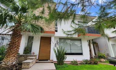 Venta de casa en Residencial las plazas, al norte de Aguascalientes