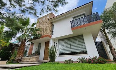 Venta de casa en Residencial las plazas, al norte de Aguascalientes