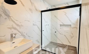 Preventa en Fracc. Paseo de la Reina/Monte Magno- 4 habitaciones y jardín