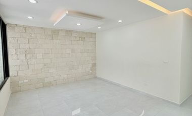 Casa en venta en Fracc. Privado Monte Magno- Habitación en PB y jardín