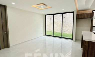 Casa en venta en Fracc. Privado Monte Magno- Habitación en PB y jardín