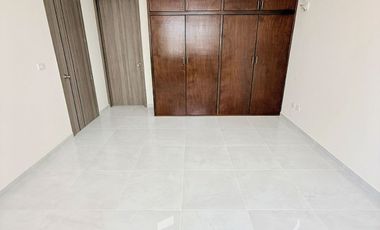 Casa en venta en Fracc. Privado Monte Magno- Habitación en PB y jardín