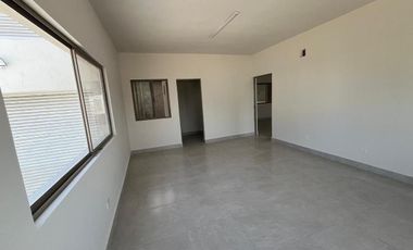 VENTA DE BODEGA COMERCIAL EN PARQUE EN SANTA CATARINA