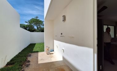 Casa en venta lista para entrega, Mod. Davalia Plus Bosques de Cholul