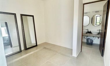 Casa en venta lista para entrega, Mod. Davalia Plus Bosques de Cholul