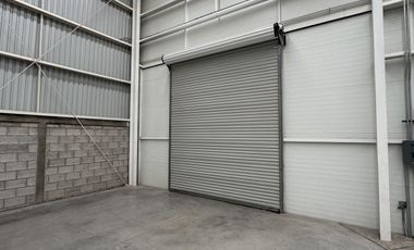 BODEGA 360m2 en parque frente al PIQ