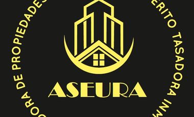 LINDA CASA UNIFAMILIAR UBICADA FRENTE A HERMOSA PLAZA