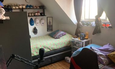 LINDA CASA UNIFAMILIAR UBICADA FRENTE A HERMOSA PLAZA