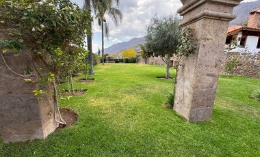 Casa en venta en Raquet Club en  Chapala