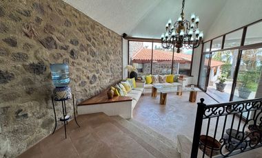 Casa en venta en Raquet Club en  Chapala