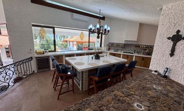 Casa en venta en Raquet Club en  Chapala