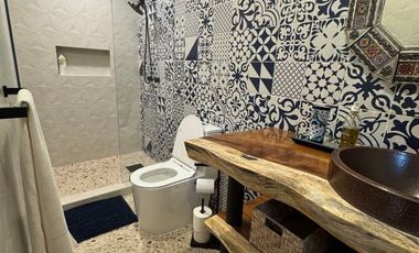 Casa en venta en Raquet Club en  Chapala