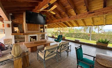 Casa en venta en Raquet Club en  Chapala