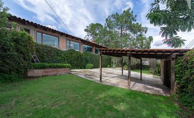 ¡HERMOSA CABAÑA EN VENTA DENTRO DEL PUEBLO DE TAPALPA, JALISCO!