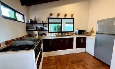 ¡HERMOSA CABAÑA EN VENTA DENTRO DEL PUEBLO DE TAPALPA, JALISCO!