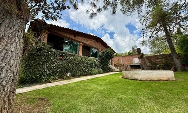 ¡HERMOSA CABAÑA EN VENTA DENTRO DEL PUEBLO DE TAPALPA, JALISCO!