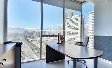 Oficina en Arriendo en a pasos de mall parque arauco