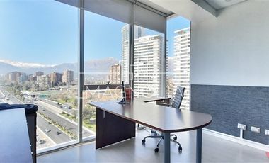 Oficina en Arriendo en a pasos de mall parque arauco