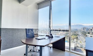 Oficina en Arriendo en a pasos de mall parque arauco