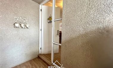 Casa en Venta en Casa con Excelente Distribución, 3D 2B de 2 Pisos, Baquedano, SanBernardo