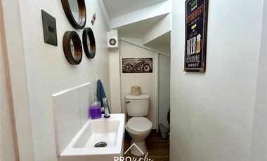 Casa en Venta en Casa con Excelente Distribución, 3D 2B de 2 Pisos, Baquedano, SanBernardo