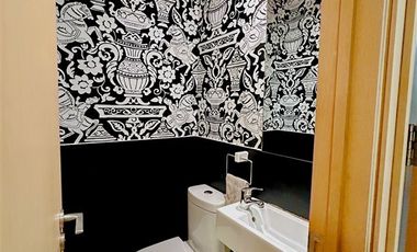 Casa en Venta en Los Presidentes casi a una cuadra de Las Perdices