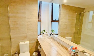 Casa en Venta en Los Presidentes casi a una cuadra de Las Perdices