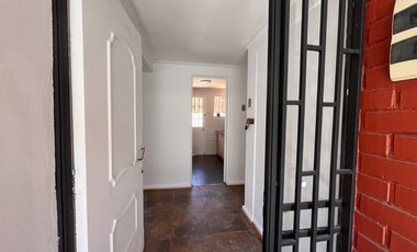 Casa 3 dormitorios, 2 baños, Los Dominicos