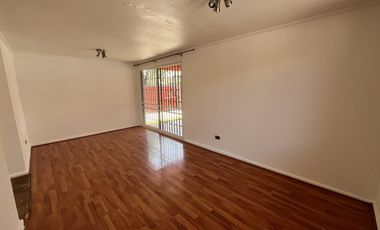 Casa 3 dormitorios, 2 baños, Los Dominicos