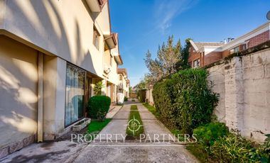 Arriendo Casa en Condominio – La Reina