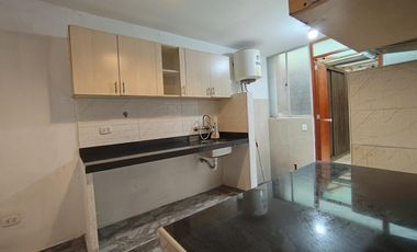 DEPARTAMENTO 1ER PISO CON PATIOS VISTA INTERNA CONDOMINIO PEQUEÑO