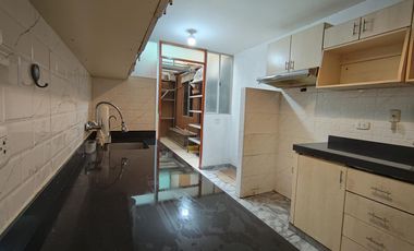 DEPARTAMENTO 1ER PISO CON PATIOS VISTA INTERNA CONDOMINIO PEQUEÑO