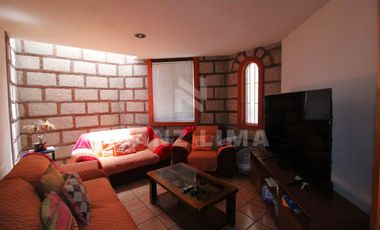 Quintas Santa María: Bella y amplia propiedad con 4 recamaras.