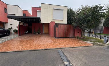 Casa en arriendo en HUECHURABA
