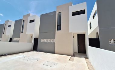 Casa en venta lista para entrega ,Mod. Bianca Bosques de Cholul