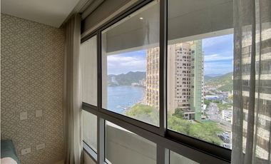 ARRIENDO APARTAMENTO AMOBLADO 1era LINEA DE PLAYA RODADERO SUR